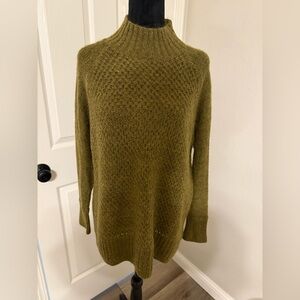 Elegant Olive Green Turtleneck Sweater